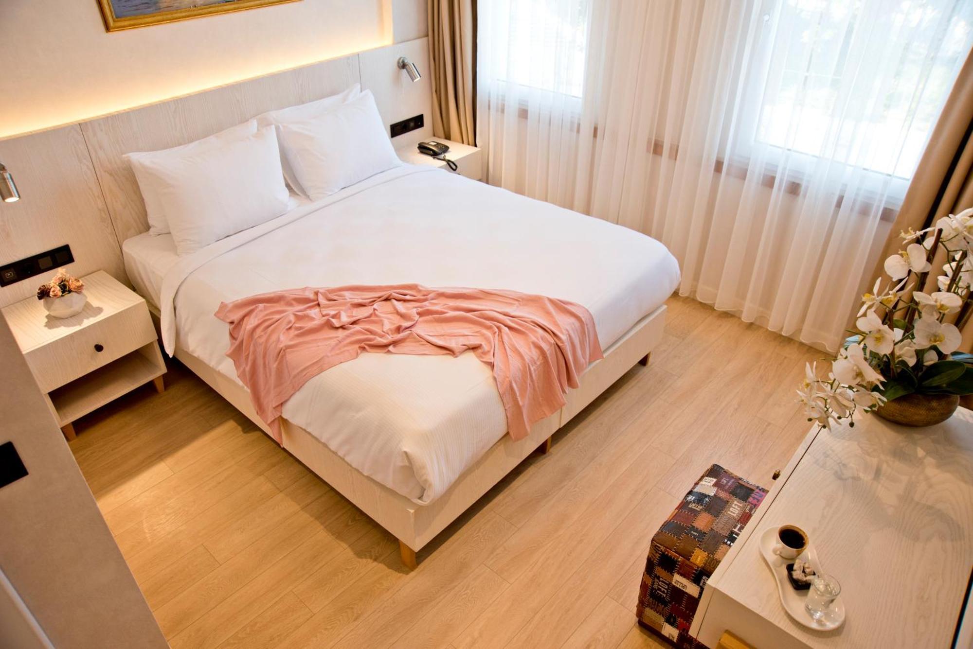 Xloft Hotel Istanbul Exterior photo