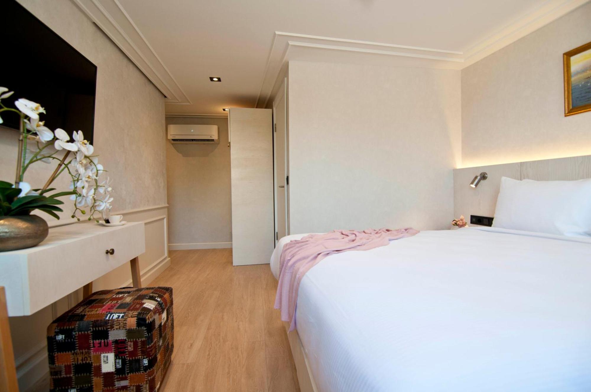 Xloft Hotel Istanbul Exterior photo