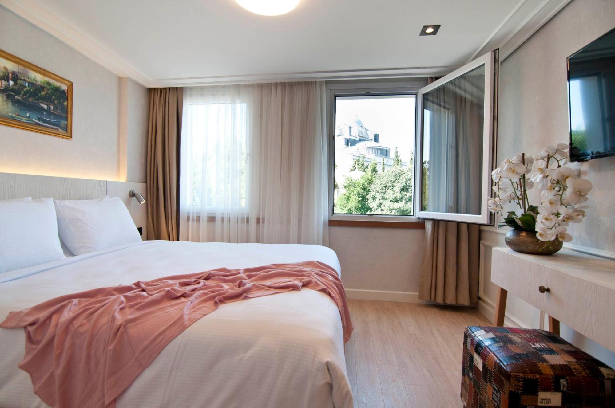 Xloft Hotel Istanbul Exterior photo