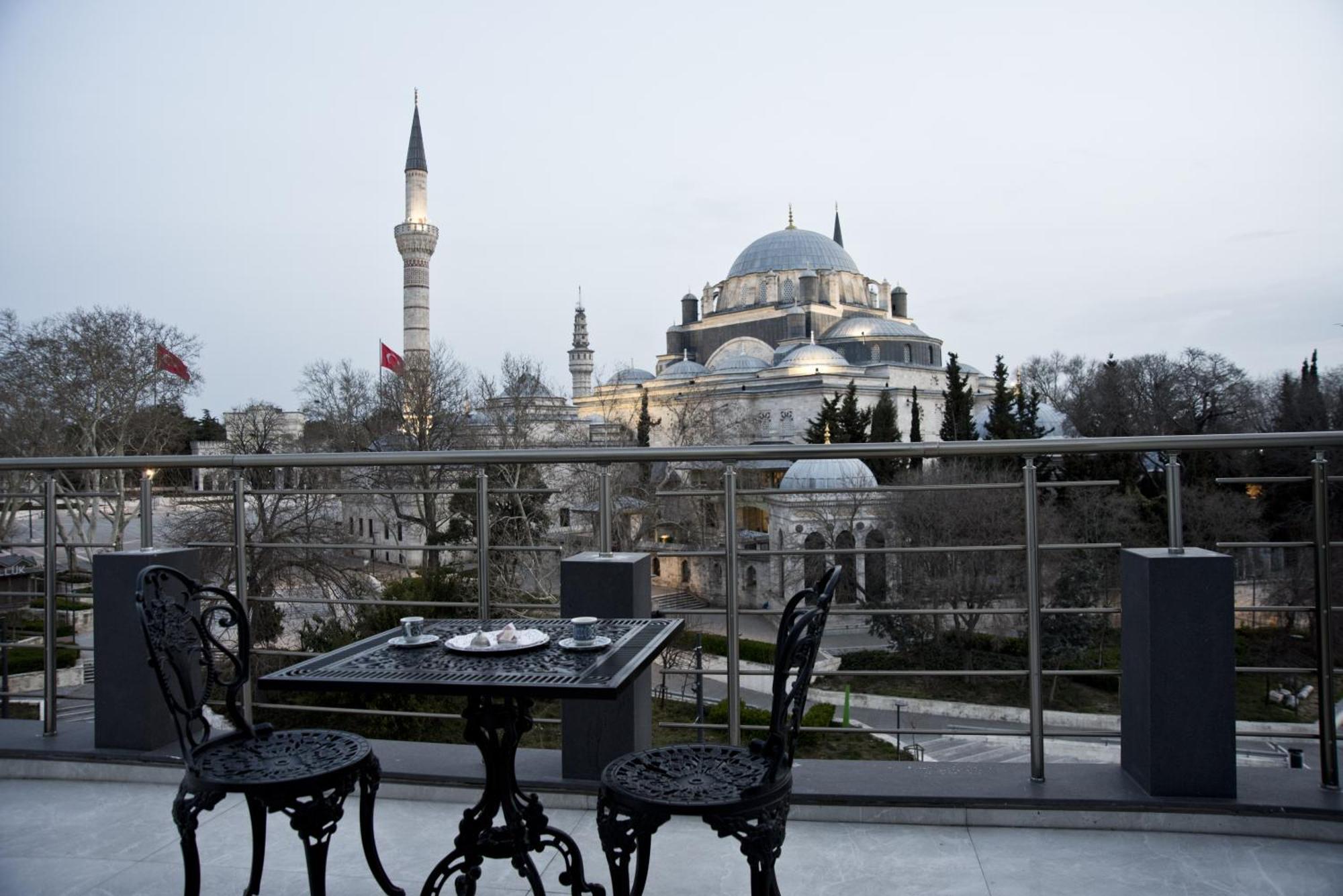 Xloft Hotel Istanbul Exterior photo